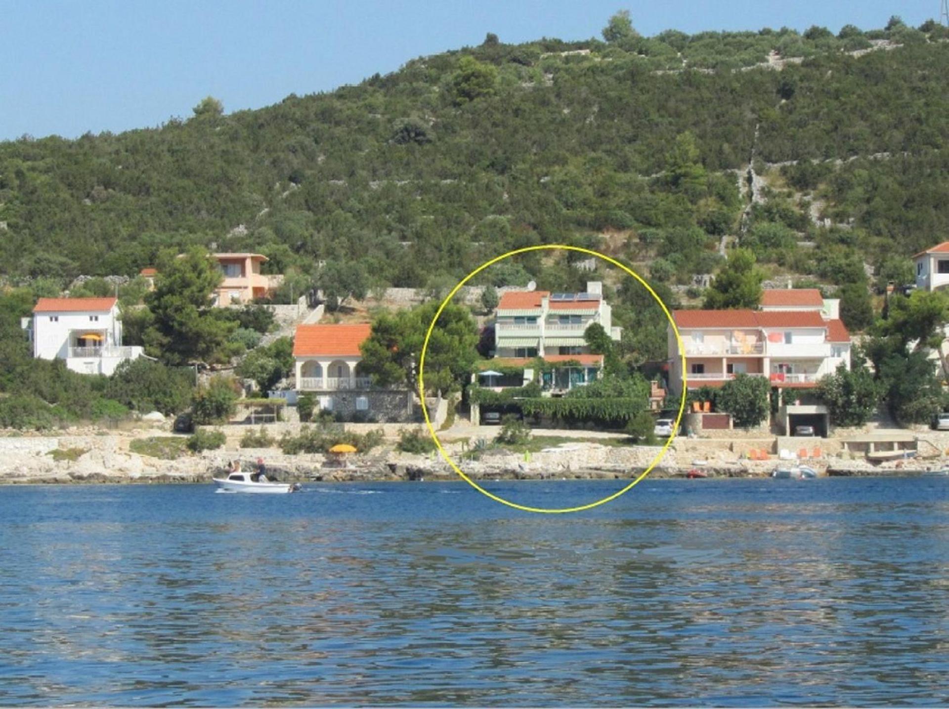 Vinišće Apartments Tonka מראה חיצוני תמונה